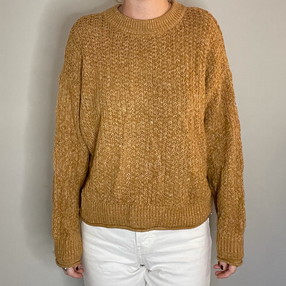 Mustard yellow crew neck knit